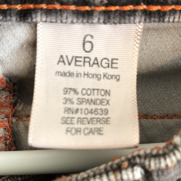 Brown corduroy pants slight distressed size 6 - Picture 3 of 3